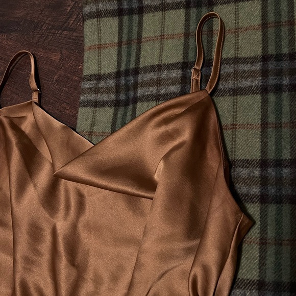 Satin Cowl Neck Tank Top - Picture 3 of 4